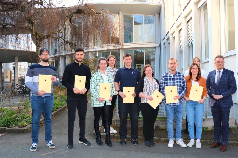 Ausbildung und Studium erfolgreich abgeschlossen!