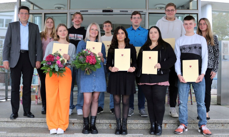 Ausbildung und Studium erfolgreich abgeschlossen! 